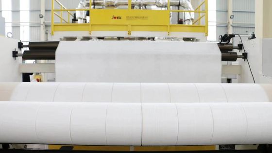 2400MM Chirurgische Medische van het maskermeltblown van het Beschermingsgezicht Geweven de Stoffenproductielijn niet