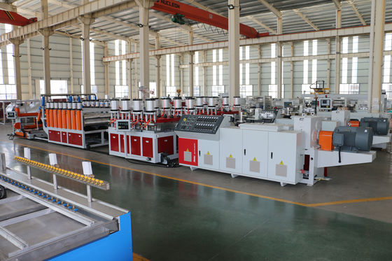 1220MM de Adverterende Raad die van pvc WPC Machine maken